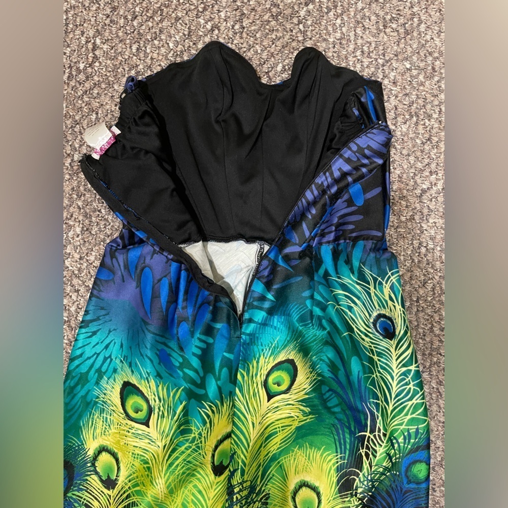Wishes wishes wishes Chic Peacock Print Mini Dress - Picture 5 of 5